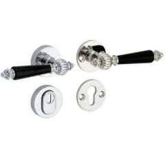 SKG3 kruk/kruk op rozet Nouveau Rechts + kerntrekbeveiliging glans nikkel/glans chroom