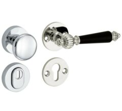 SKG3 knop/kruk op rozet Nouveau Rechts + kerntrekbeveiliging glans nikkel/glans chroom