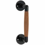 Deurgreep Ton teak rond rozet mat zwart