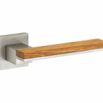 Deurkruk op geveerd rozet Mimolimit mat nikkel ongelakt/eiken