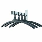 Wandgarderobe met 4 nylon haken en hangers
