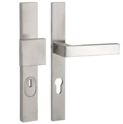 SKG3 PC72 knop/kruk Metro rechts op rechthoekig smal schild PRIO + kerntrekbeveiliging RVS