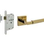 Intersteel deurbeslag set loopslot wit + Deurkruk Bau-Stil PVD messingkleur