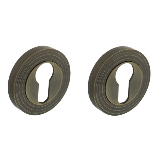 Intersteel cilinderrozetten verdekt met rillen ø54x9mm en nokken gebruineerd