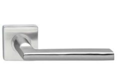 Gatdeel Deurkruk Hoek 90° Plat op Vierkant Rozet RVS