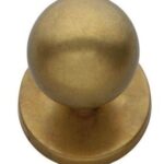 Voordeurknop Bolrond Ø50/66 mm messing getrommeld