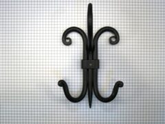 Dubbele hoed- en jashaak ijzer zwart