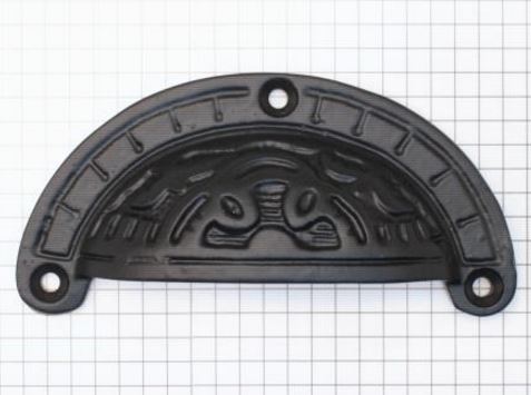 Komgreep massief bewerkt ijzer zwart 103x44 mm