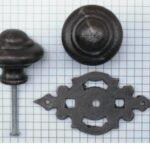 Knop met rozet 37 mm ijzer blank lak