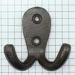 Kapstokhaak klein dubbel ijzer blank gelakt