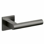 Olivari deurkruk Euclide Q op rozet antraciet mat titaan PVD