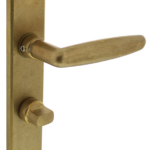 Deurkruk Sophie met schild 181x41x7mm WC63/8mm messing getrommeld