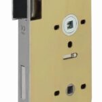 P+E Vrij- en bezetslot WC72 DIN links met rvs geborstelde voorplaat 235x20mm