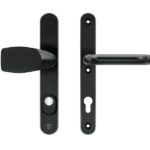 AXA Oval Plus Smal veiligheidsbeslag PC85 SKG*** met kerntrekbeveiliging Wing-greep/kruk Zwart