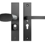 AXA Edge Plus veiligheidsbeslag PC55 SKG3 met kerntrekbeveiliging Wing-knopkruk Zwart