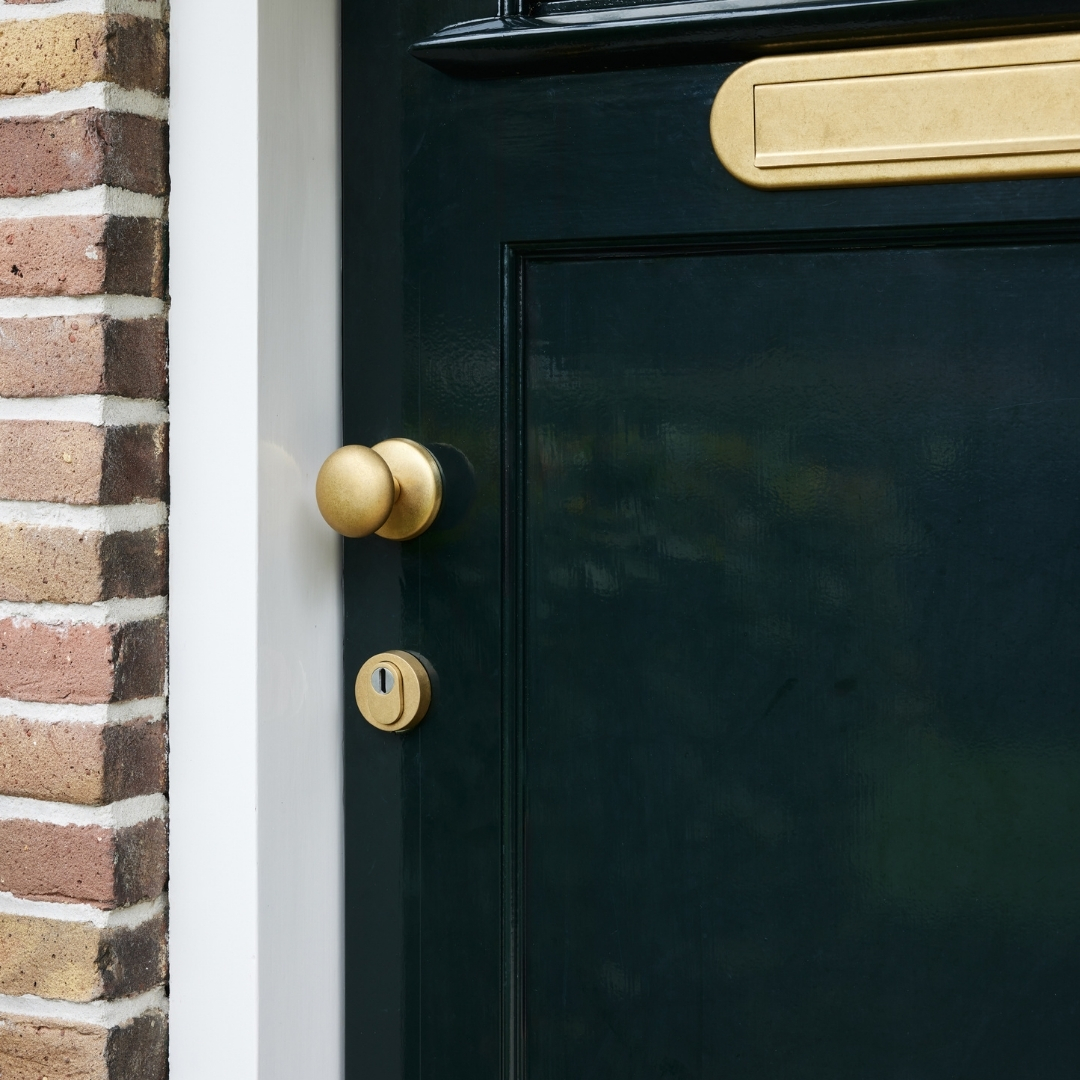 Intersteel briefplaat ovaal met klep/regenrand PVD messing getrommeld - Afbeelding 3