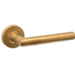 Intersteel enkele deurklink Jura op rozet verdekt ø53x10mm PVD messing getrommeld