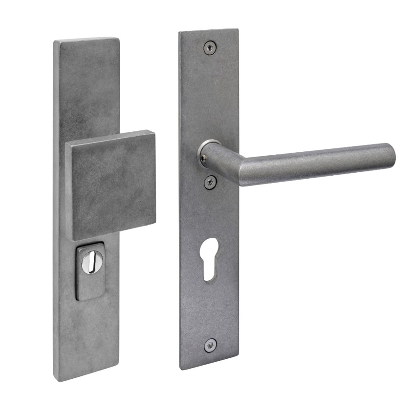 Intersteel SKG3 veiligheidsbeslag rechthoekig greepkruk Jura PC72mm met kerntrekbeveiliging rvs getrommeld