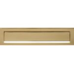 Intersteel briefplaat rechthoekig met klep/regenrand PVD messingkleur