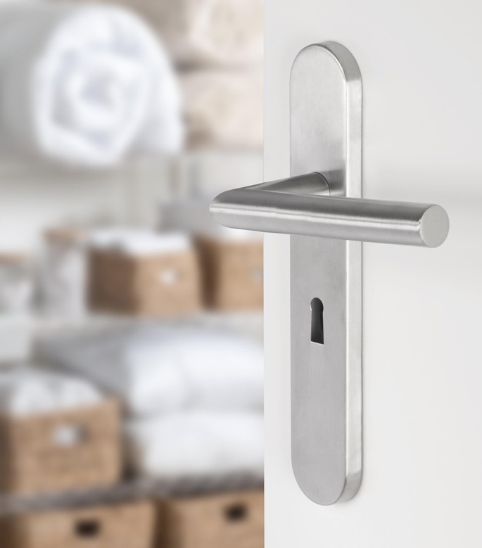 Differnz deurklink Amsterdam op ovaal schild SL56 mat chroom - Afbeelding 4