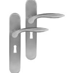 Differnz deurklink Groningen op ovaal schild SL56 mat chroom