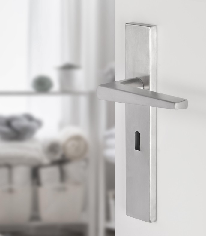 Differnz deurklink Rotterdam op rechthoekig schild SL56 mat chroom - Afbeelding 4