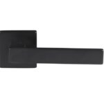 Differnz deurklink Tilburg op rond rozet mat zwart