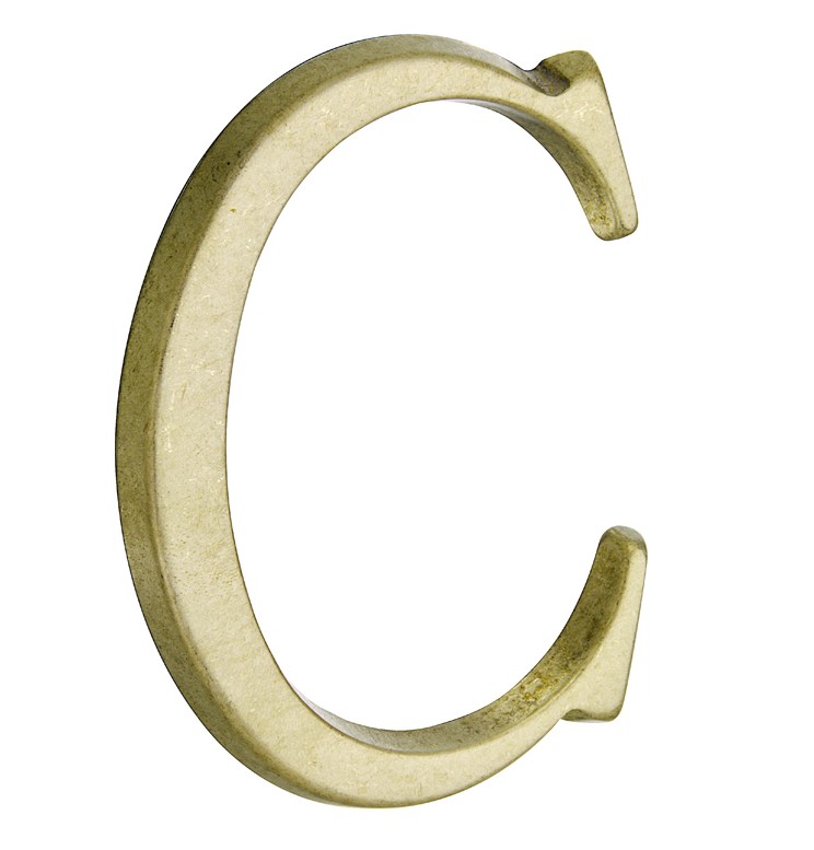 Huisletter C Roman 50 mm messing antiek