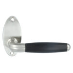 Deurklink Ton Model mat nikkel/ebbenhout op ovaal rozet