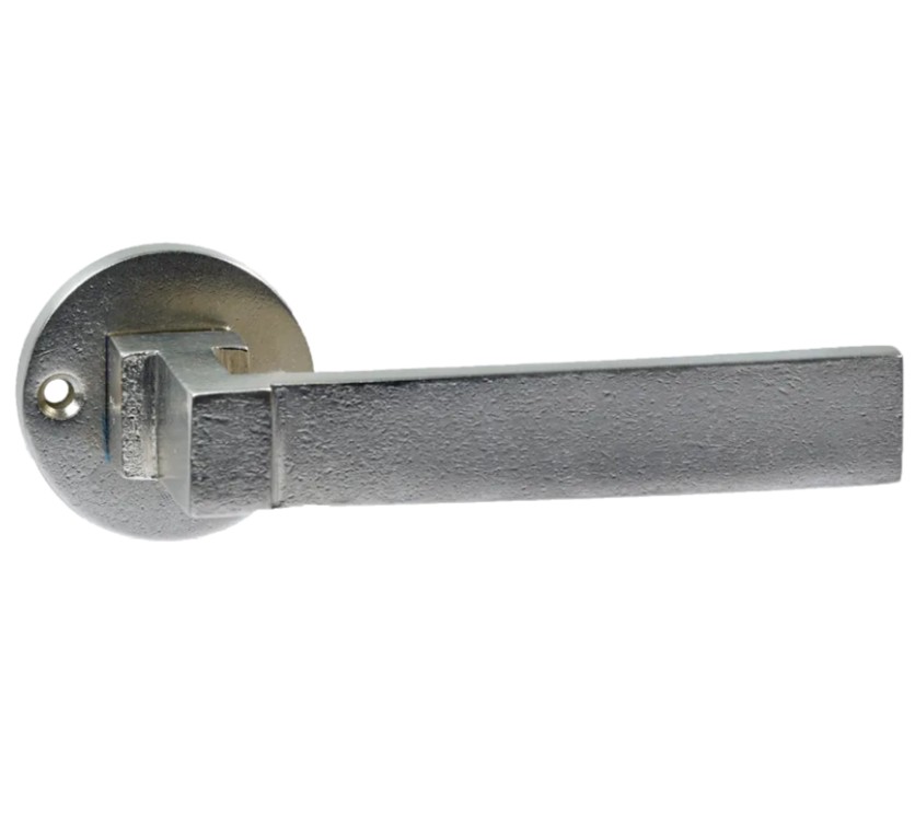 Deurklink Jolie Anvil op rond rozet oud zilver