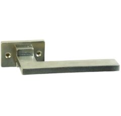 Deurklink Jolie Evoke op rechthoekig rozet oud zilver