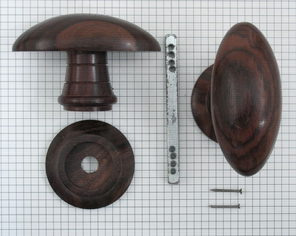 Deurknop ei rozenhout 93mm inclusief rozetten - Afbeelding 3