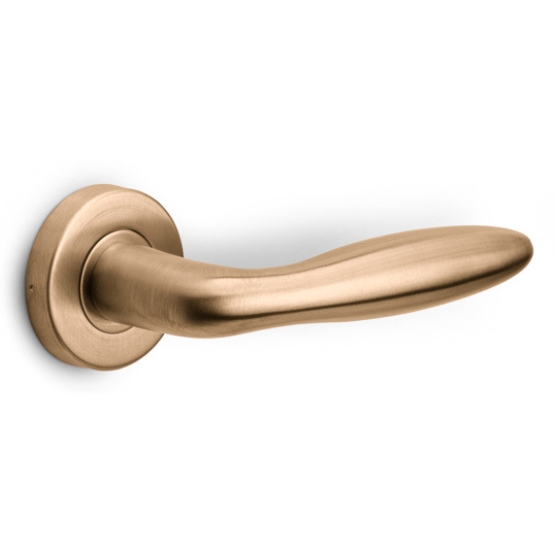 Deurklink BASICS LBXVIIIH op ronde rozet PVD licht brons